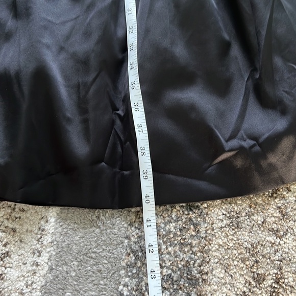 🖤WHBM,Gorgeous Black, Ruched Upper Cocktail Dress, Beaded Belt, Removable Strap - Picture 9 of 10